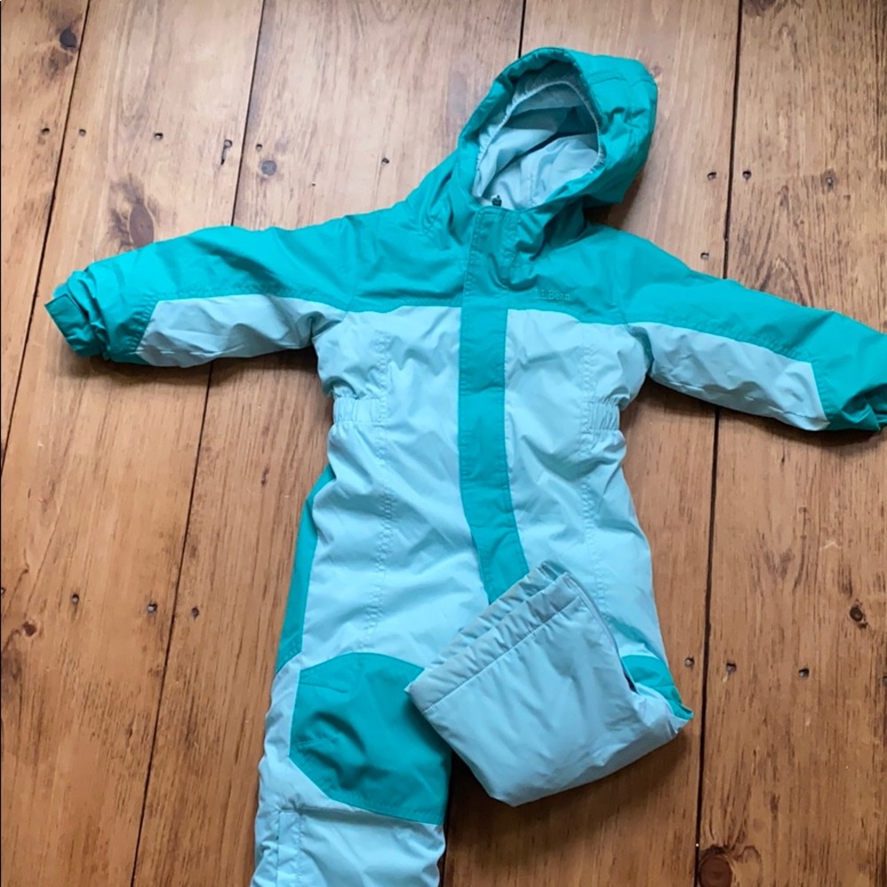 L.L.Bean cold buster snow suit size 2t